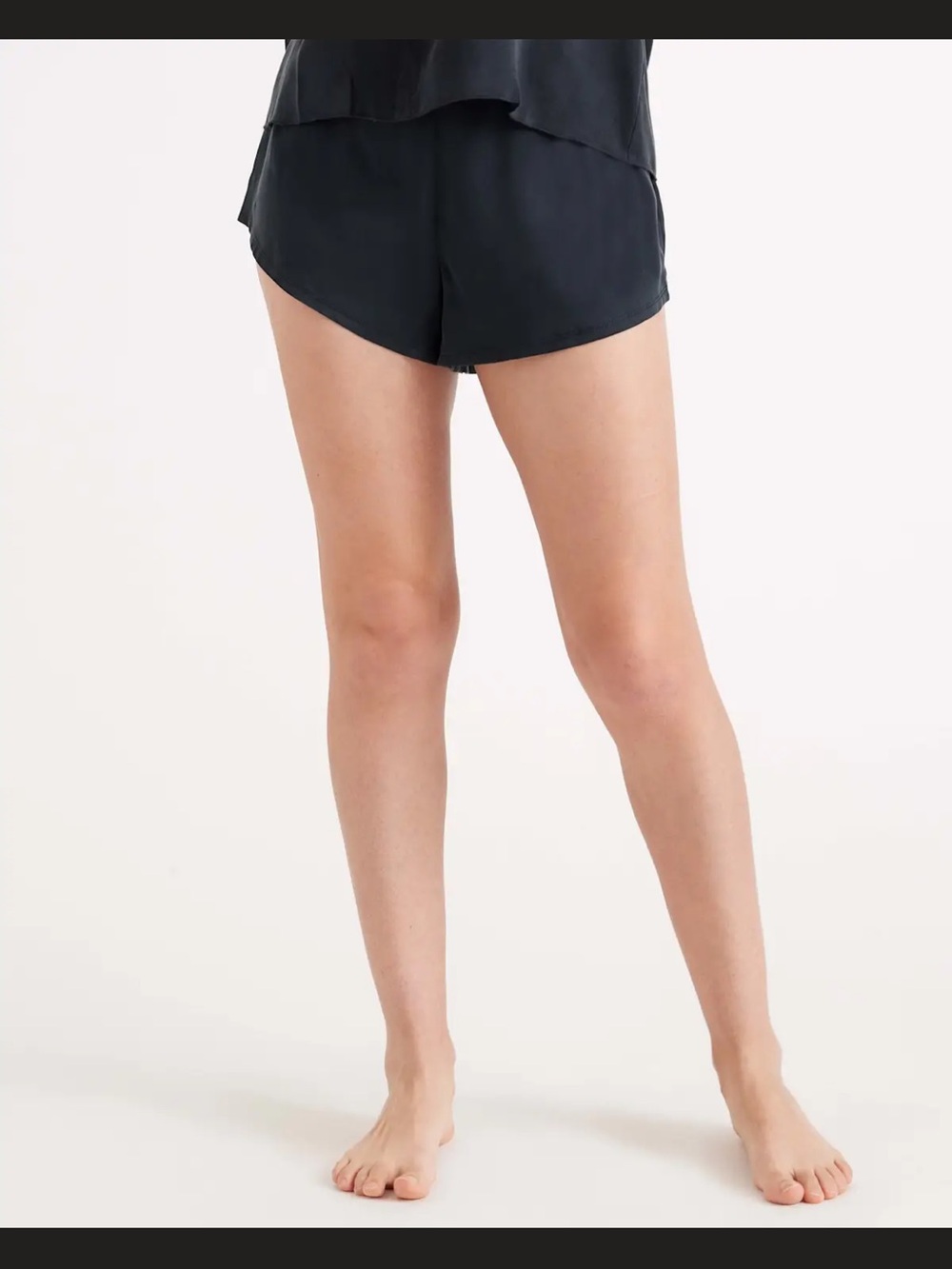 Quince 100% Silk Pajama Set - Picture 5 of 10